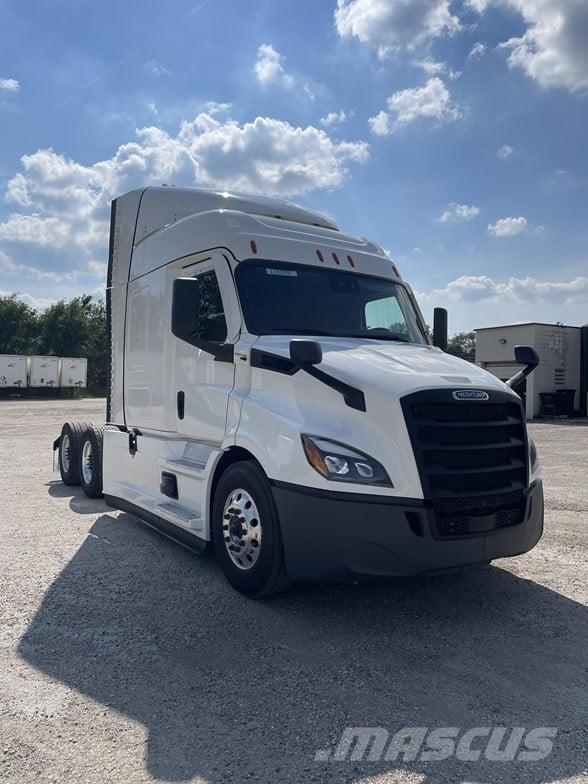 Freightliner CASCADIA 116 Тягачі