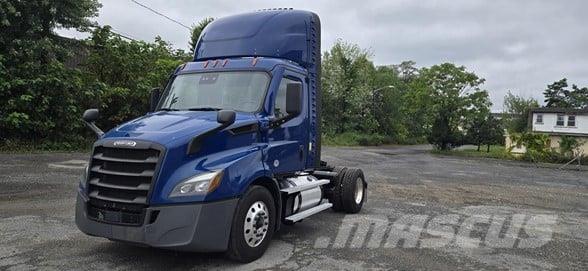 Freightliner CASCADIA 116 Тягачі
