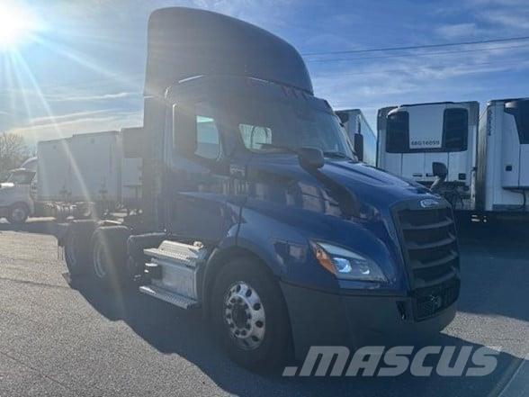 Freightliner CASCADIA 116 Тягачі