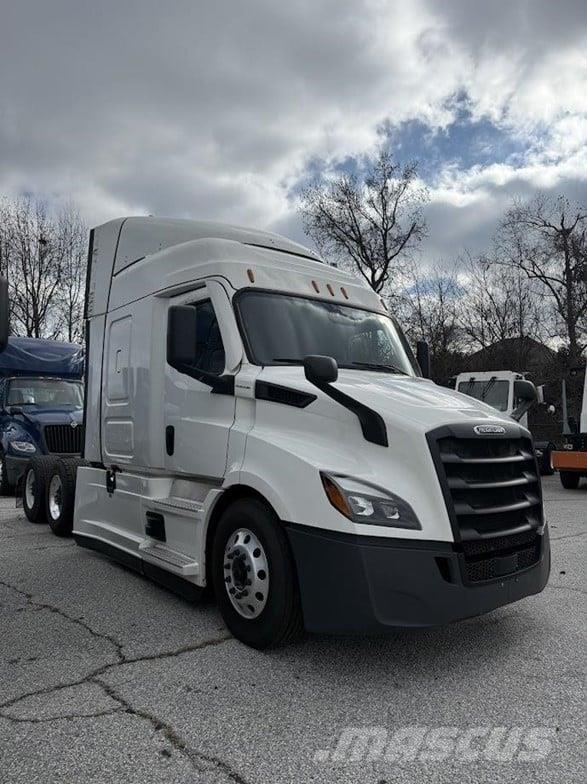 Freightliner CASCADIA 116 Тягачі