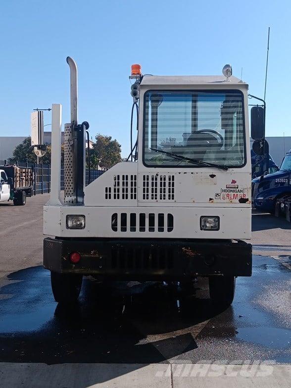 Kalmar OTTAWA 4X2 OFF-ROAD Термінальні трактори