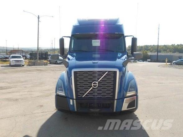 Volvo VNL64T860 Тягачі