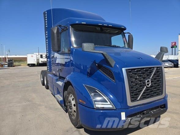 Volvo VNR64T640 Тягачі