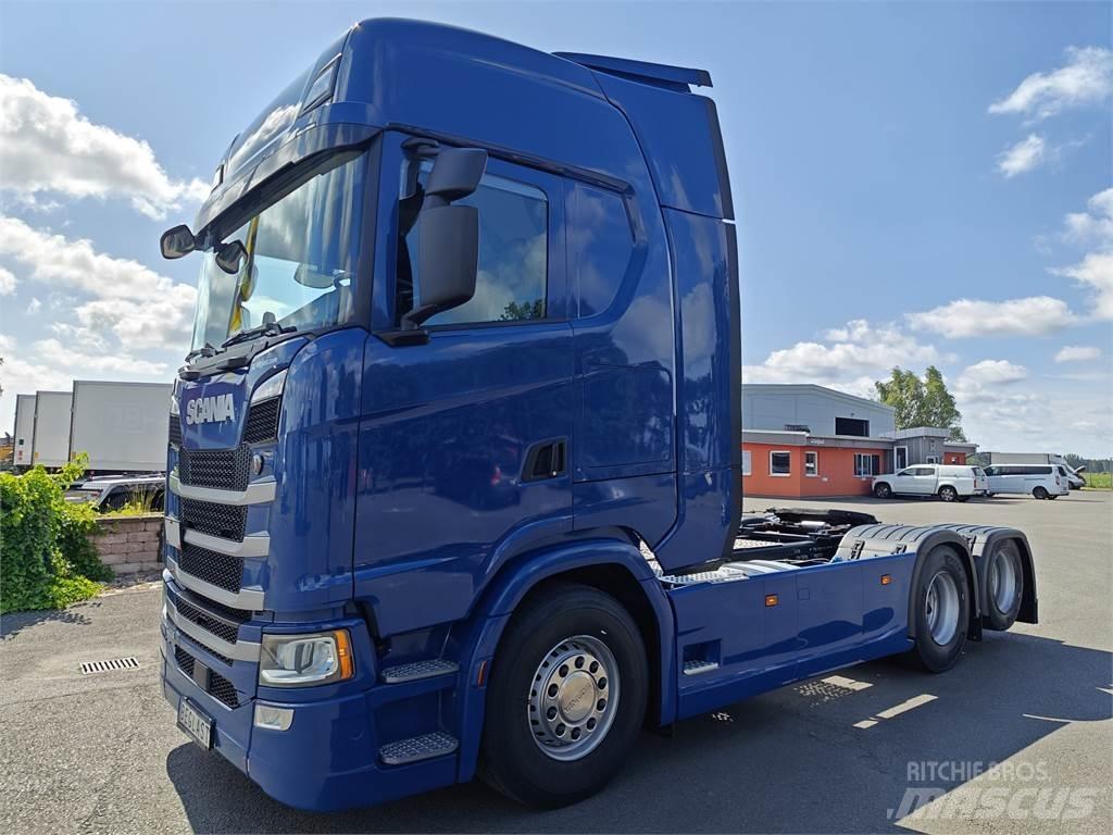 Scania 540S Тягачі