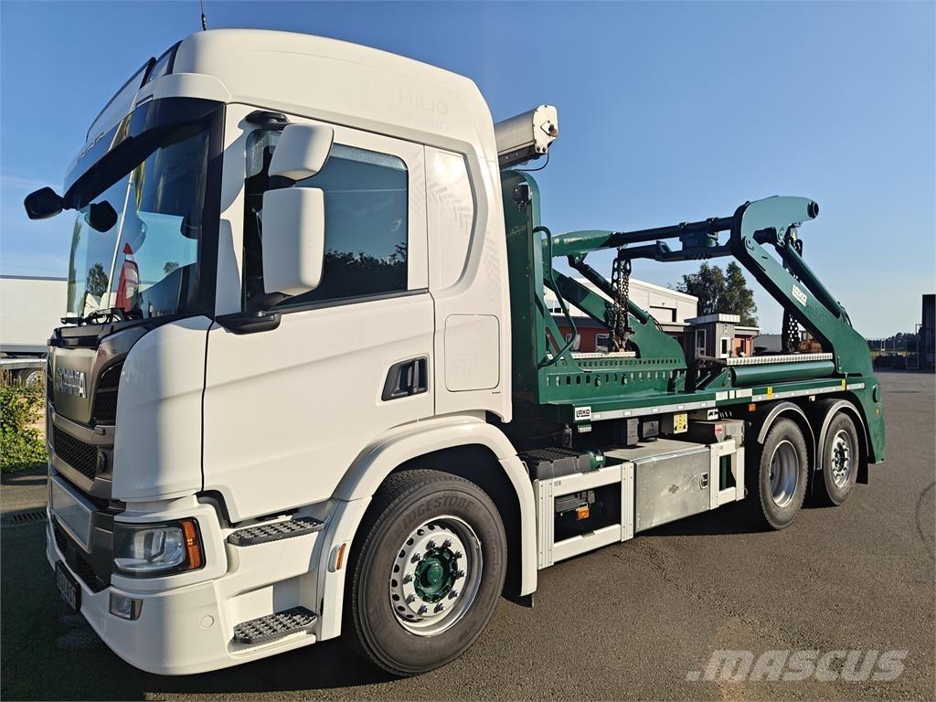 Scania P370 Скіпові навантажувачі