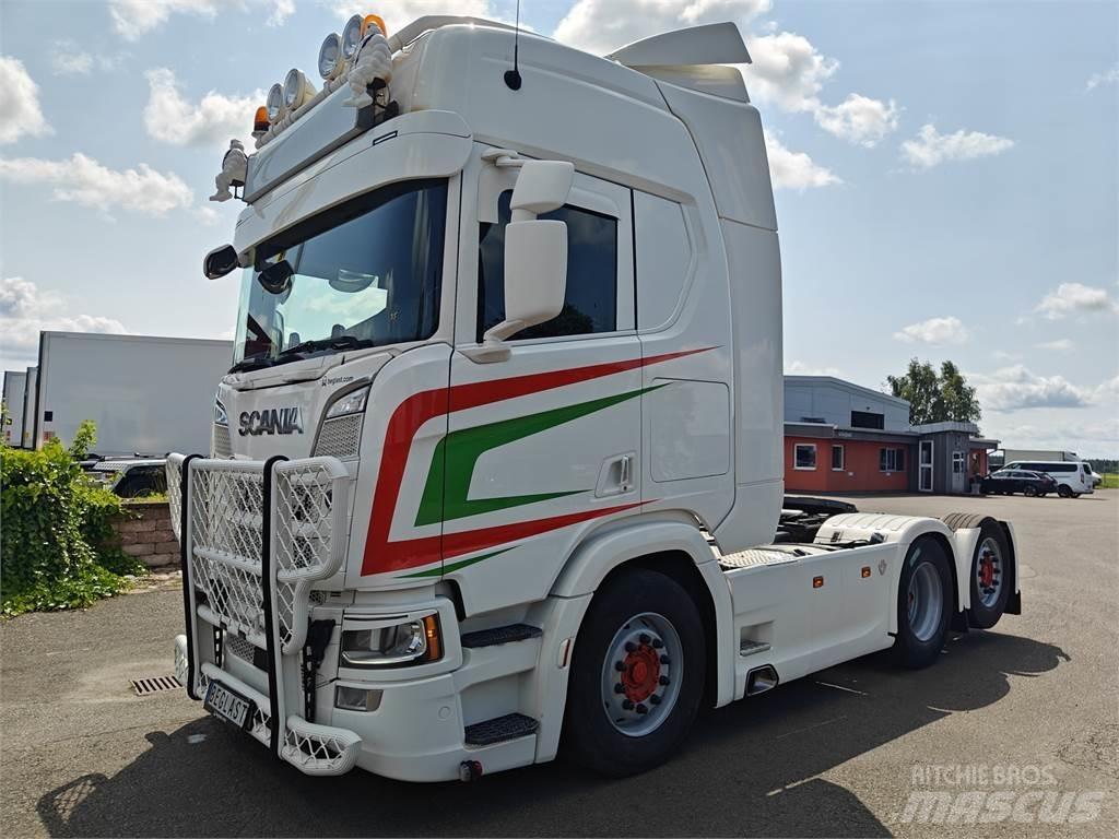 Scania R520 Тягачі