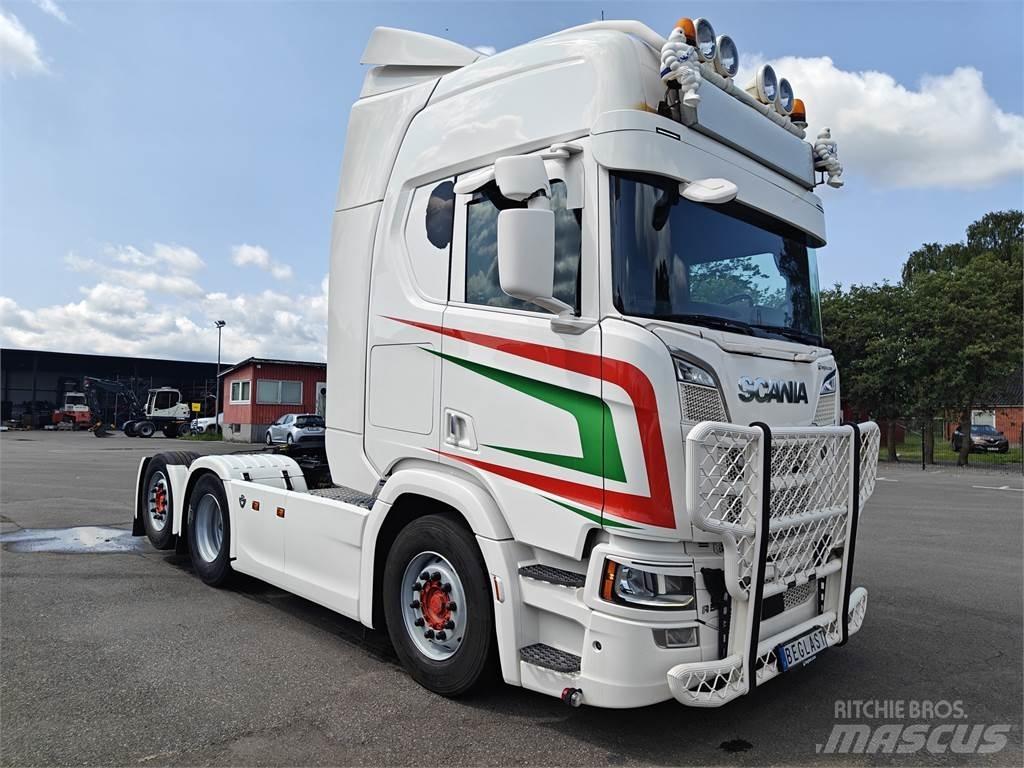 Scania R520 Тягачі