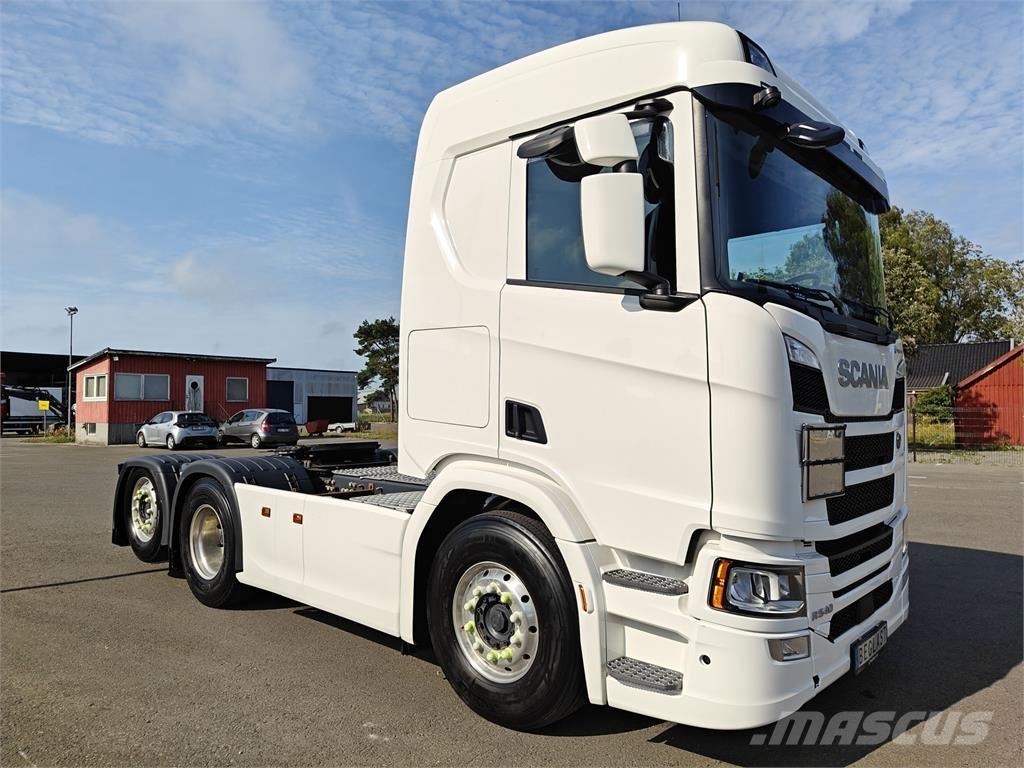 Scania R540 Тягачі
