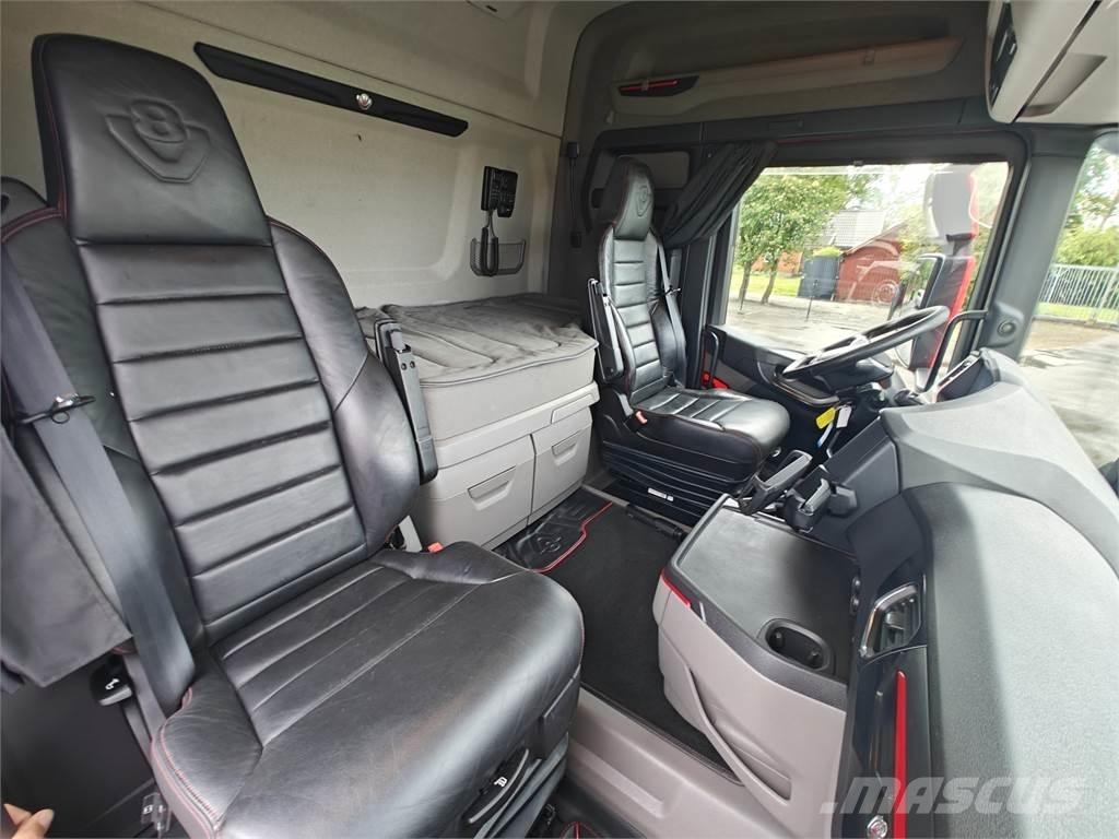 Scania R580 Тягачі