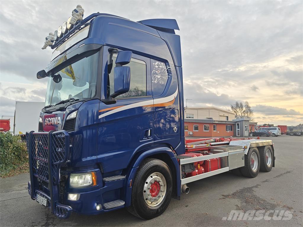 Scania R650 Вантажівки з гаковим підйомом