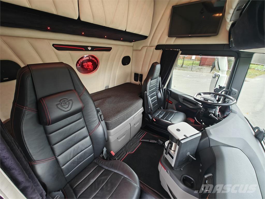 Scania R660 Вантажівки з гаковим підйомом