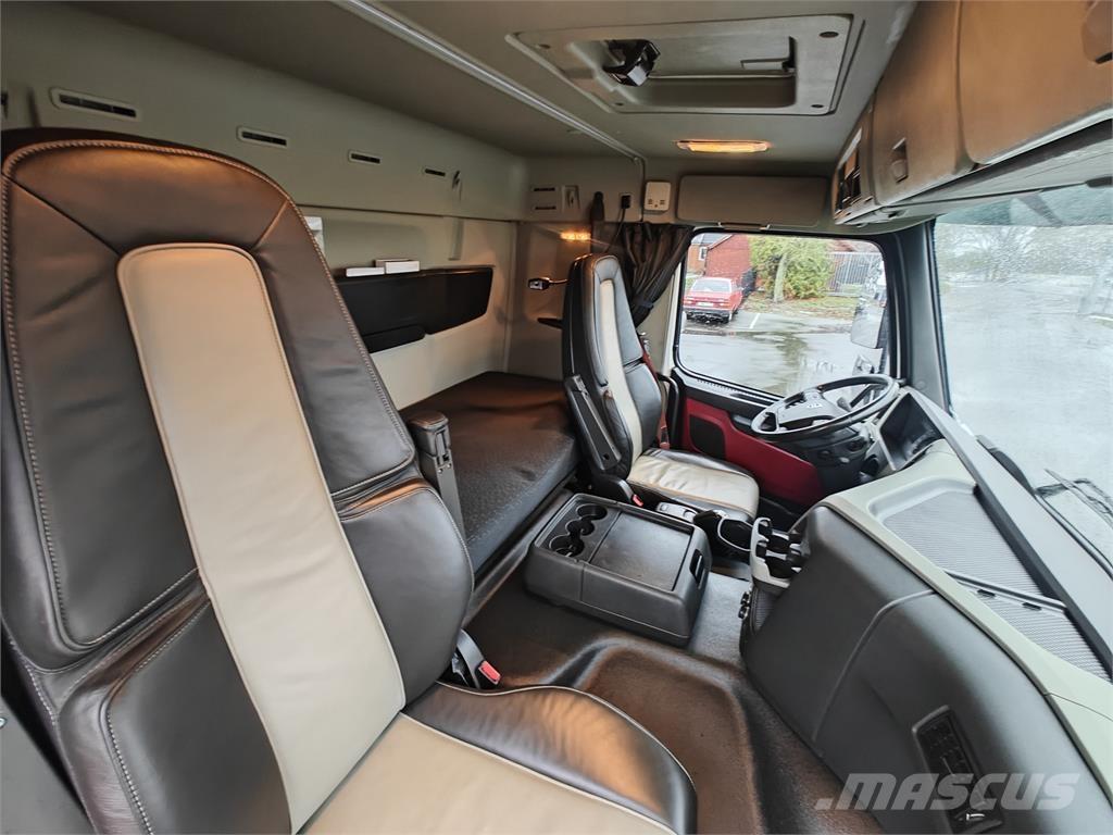 Volvo FM330 Фургони