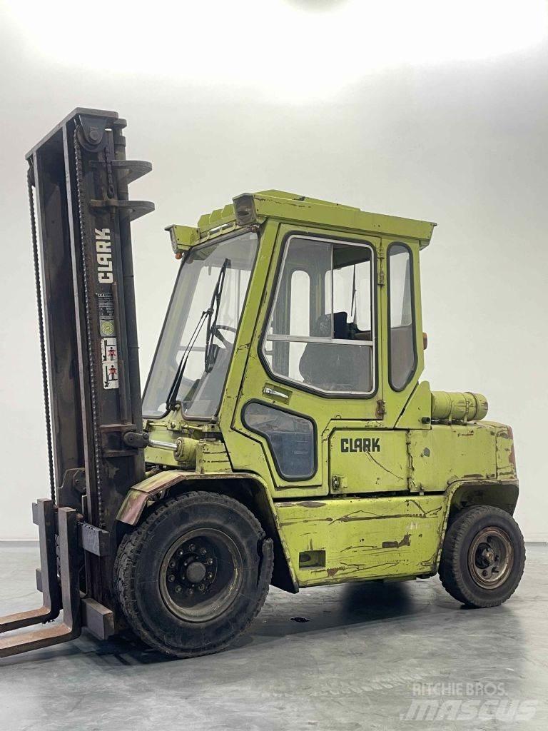 Clark C500-Y100PD Дизельні навантажувачі