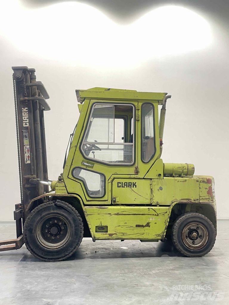 Clark C500-Y100PD Дизельні навантажувачі