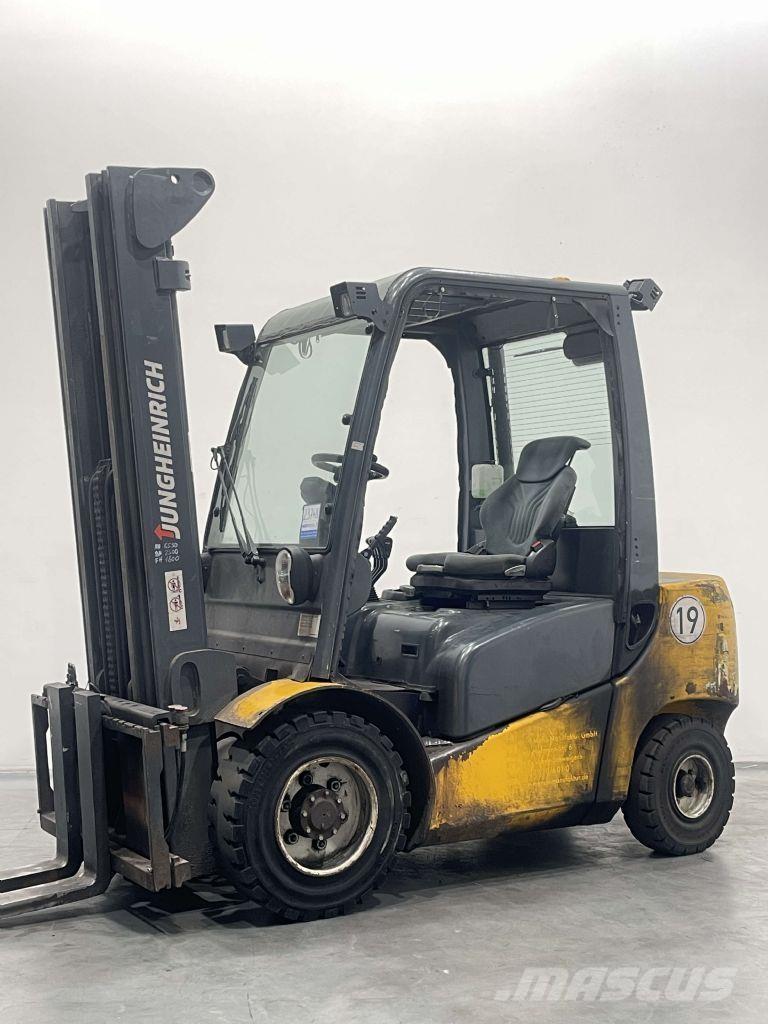 Jungheinrich DFG 430 Дизельні навантажувачі