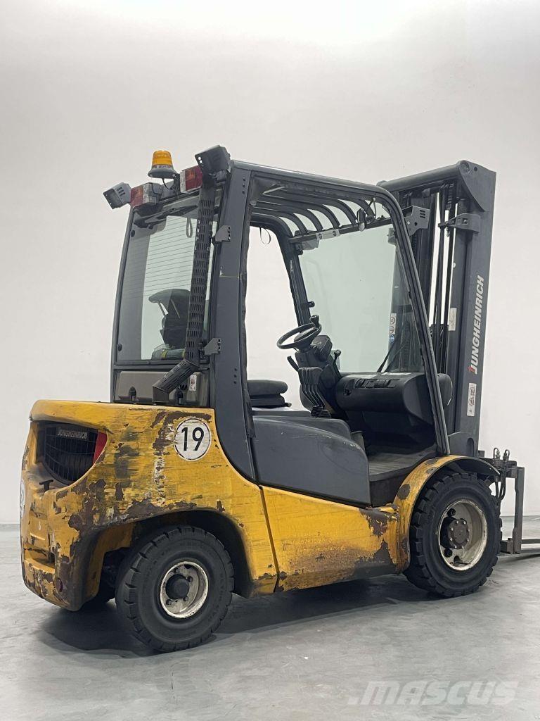 Jungheinrich DFG 430 Дизельні навантажувачі