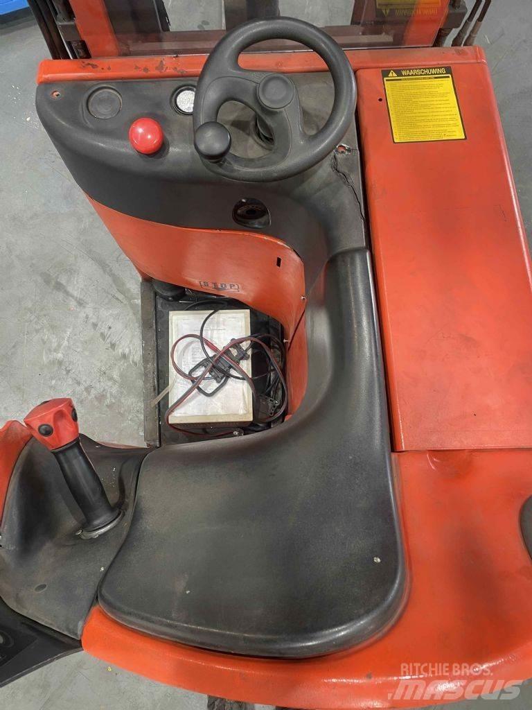 Linde E10-334 Самохідні електроштабелери