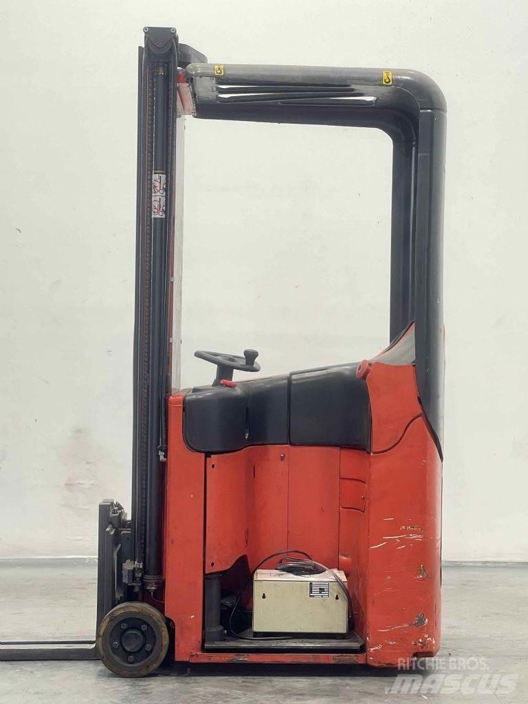 Linde E10-334 Самохідні електроштабелери
