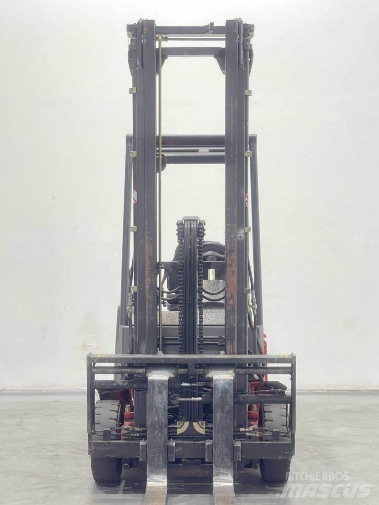 Linde E15Z-02-324 Електронавантажувачі
