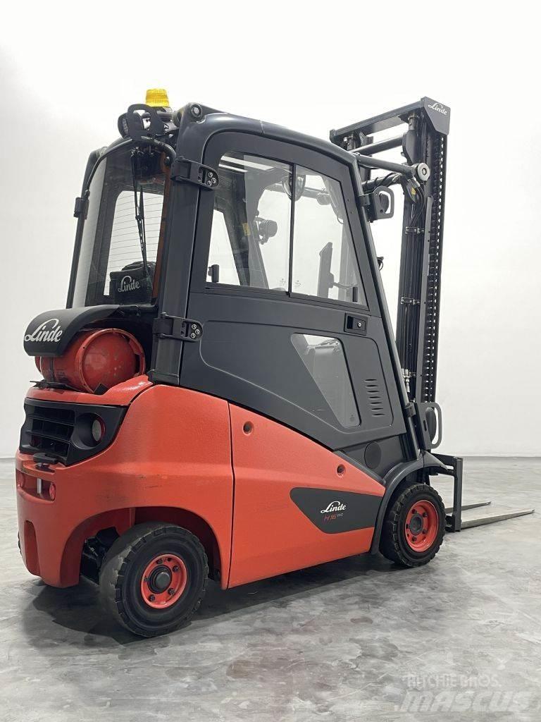 Linde H16T-01-391 Газові навантажувачі