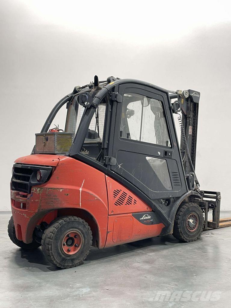 Linde H25D-02-392 Дизельні навантажувачі