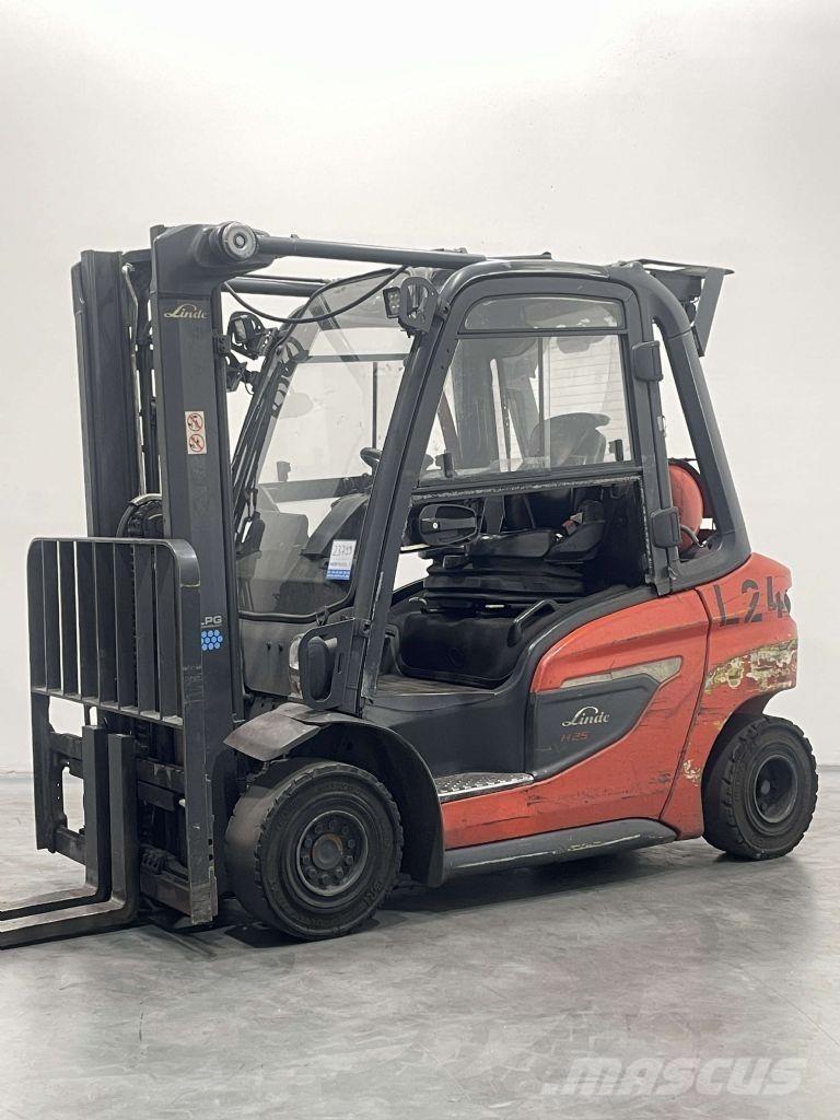 Linde H25T-01-1202 Газові навантажувачі