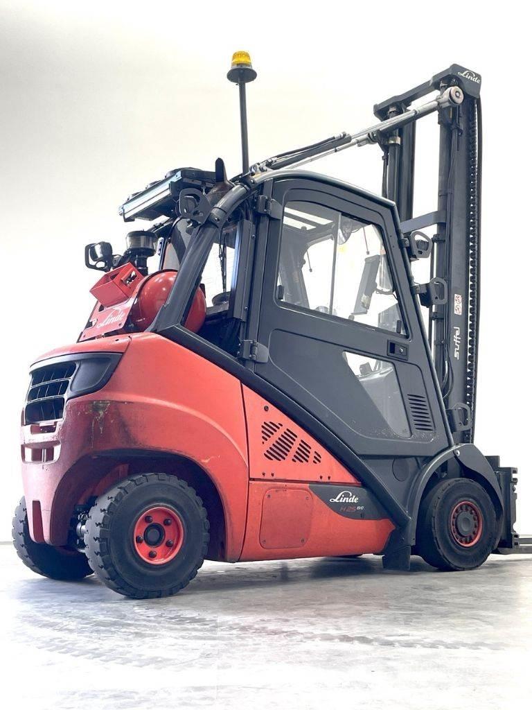 Linde H25T-02 EVO Газові навантажувачі