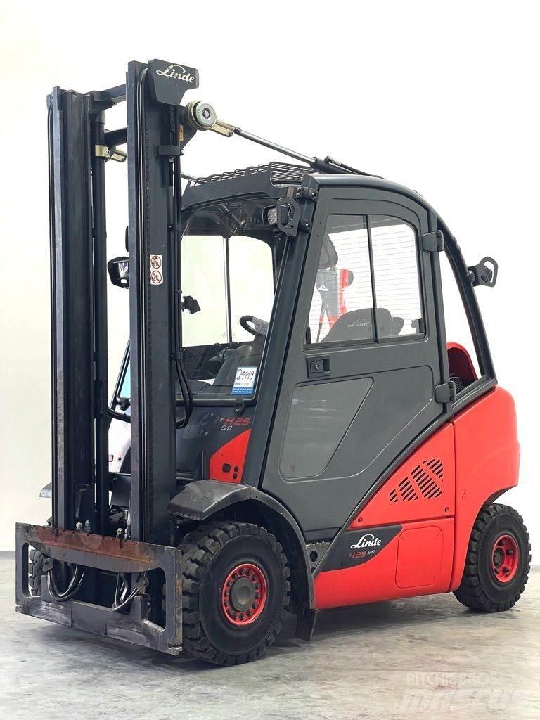 Linde H25T-392-EVO Газові навантажувачі