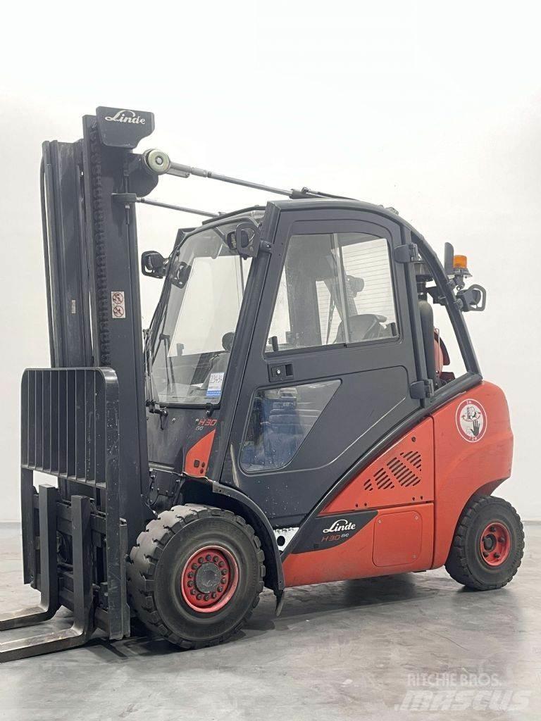 Linde H30T-02-393 Газові навантажувачі