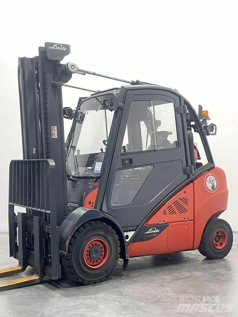 Linde H30T-02-393 Газові навантажувачі