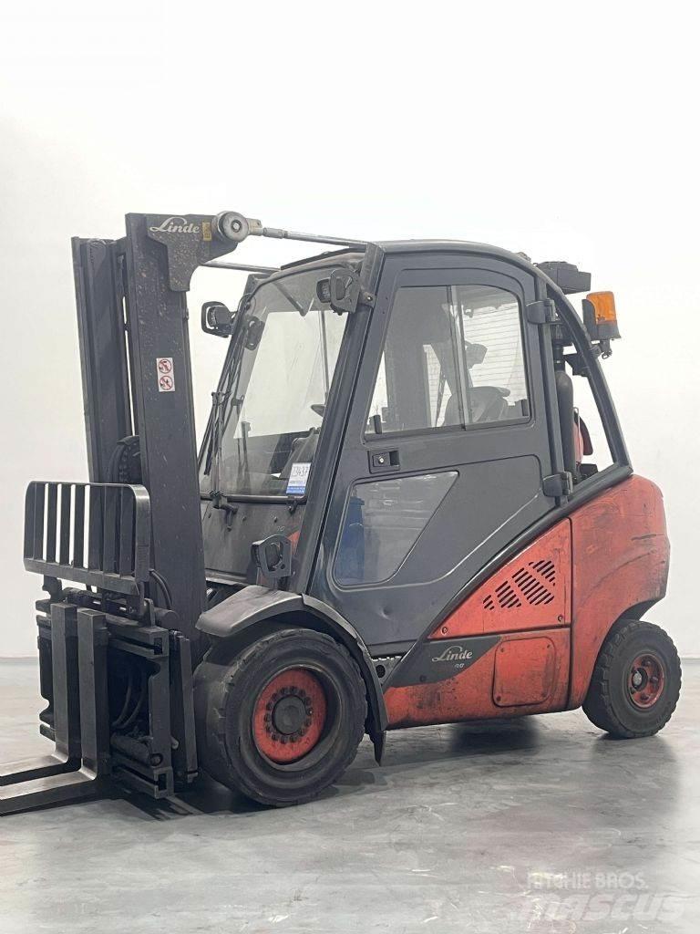 Linde H30T-02-393 Газові навантажувачі