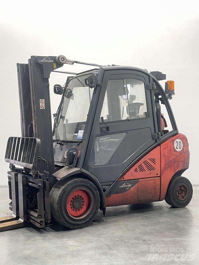 Linde H30T-02-393 Газові навантажувачі