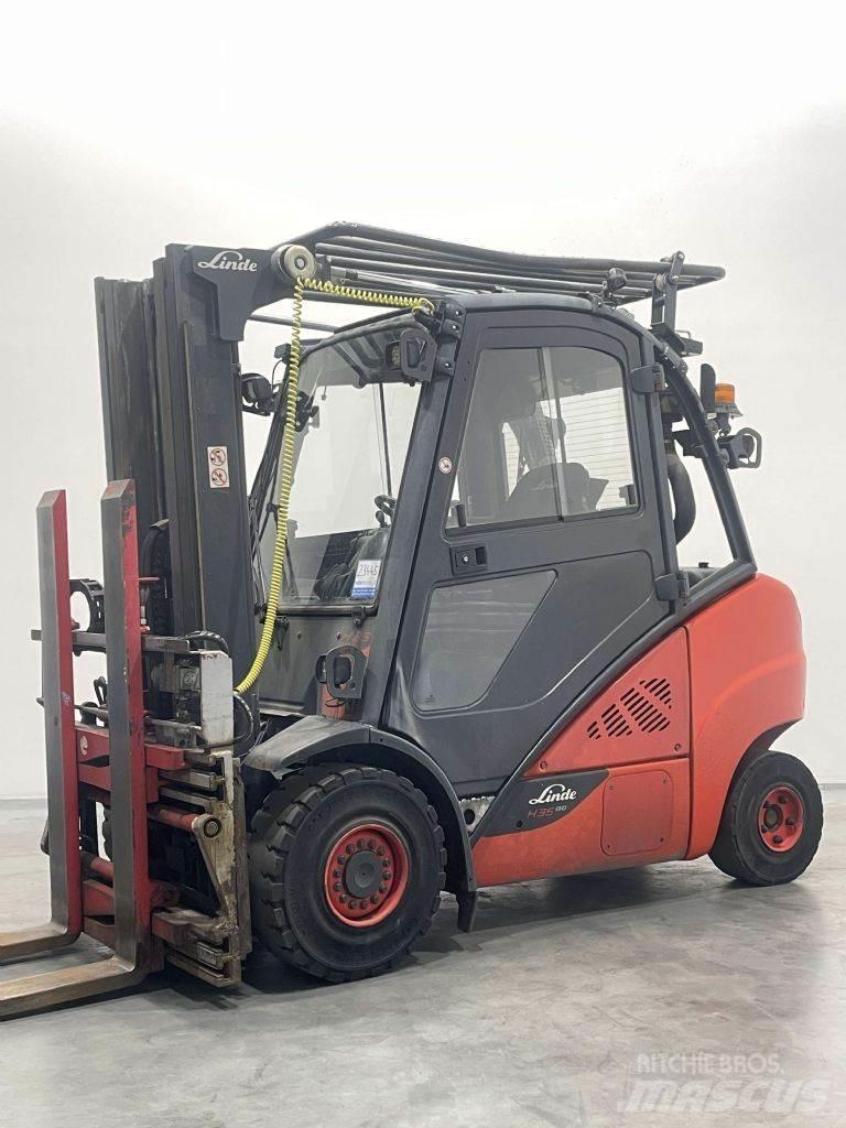 Linde H35D-02-393 Дизельні навантажувачі