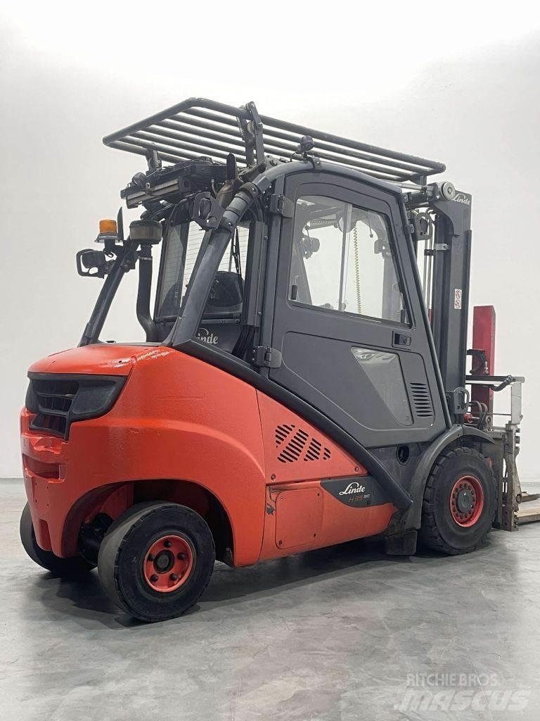 Linde H35D-02-393 Дизельні навантажувачі