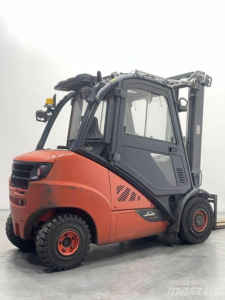 Linde H35D-02-393 Дизельні навантажувачі