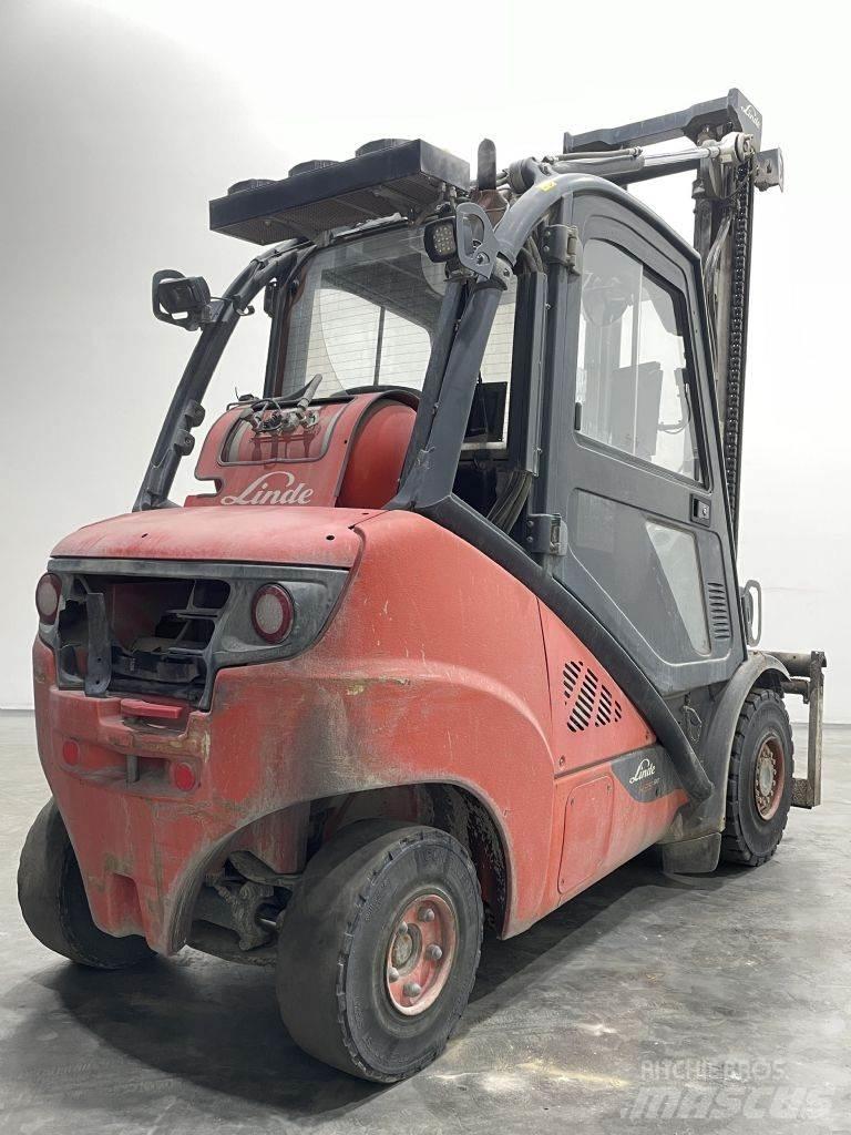 Linde H35T-02-393 Газові навантажувачі