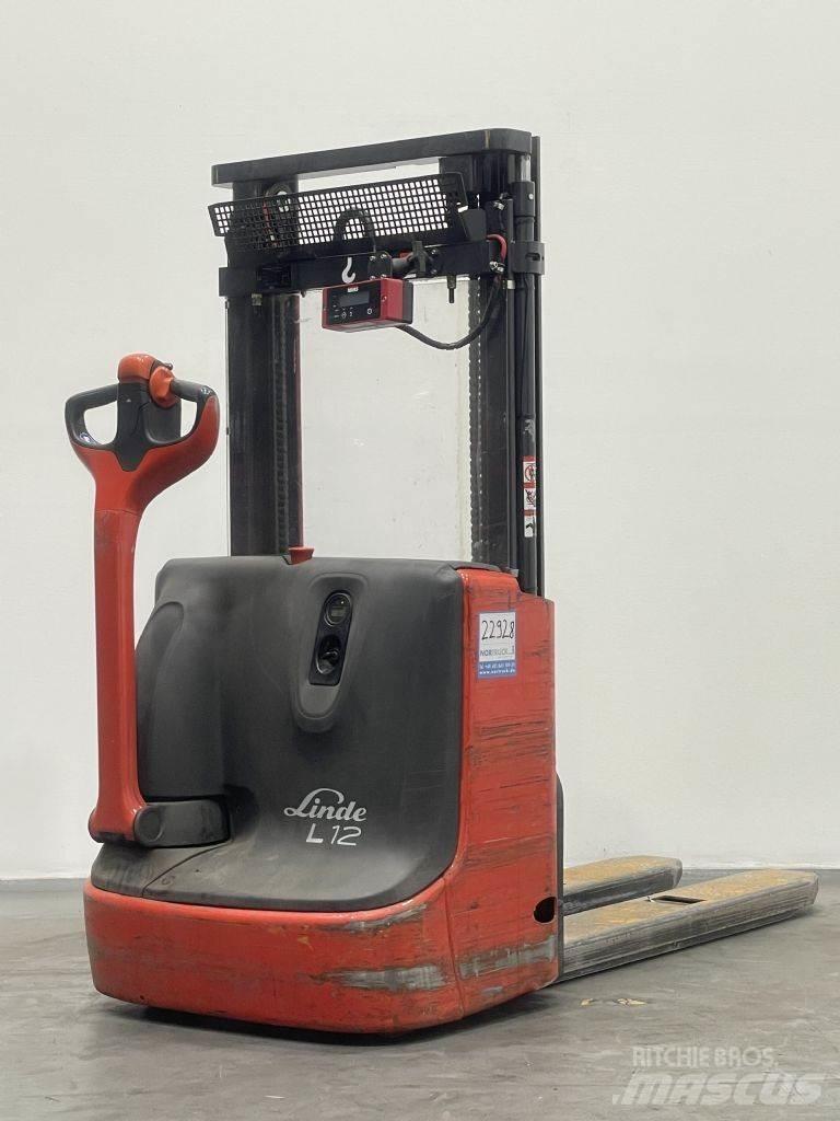 Linde L12 Ручний візок