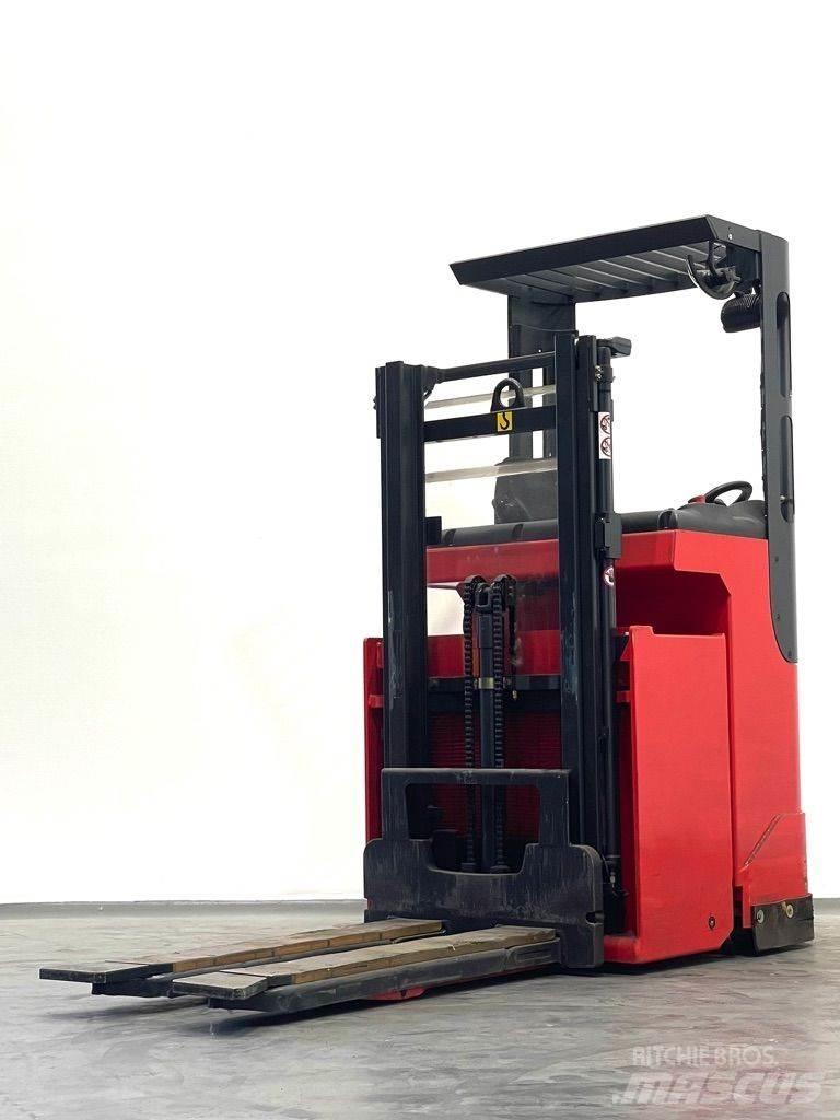 Linde L12R-379 Самохідні електроштабелери