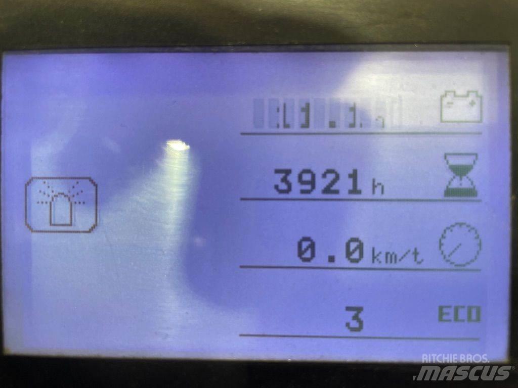 Linde P80-1191 Тягачі колісні