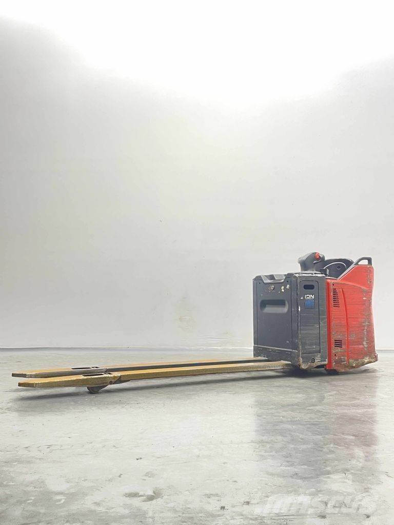Linde T30SP-131 Штабелери