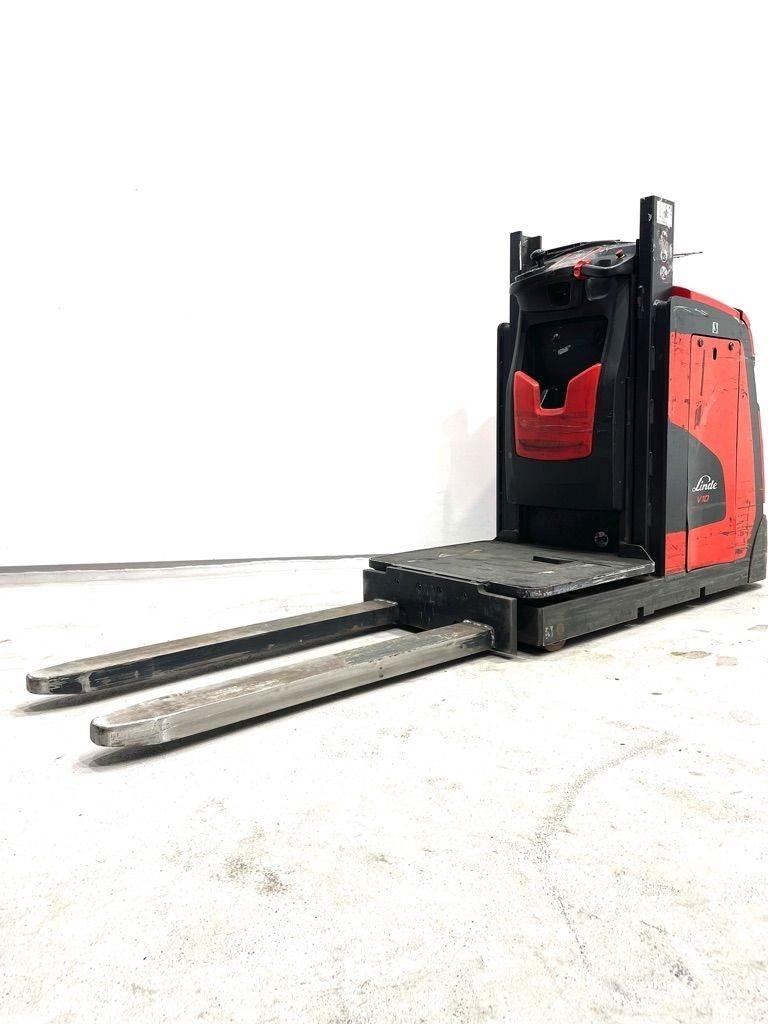 Linde V10-5212 Підбирачі замовлень з нижніх ярусів