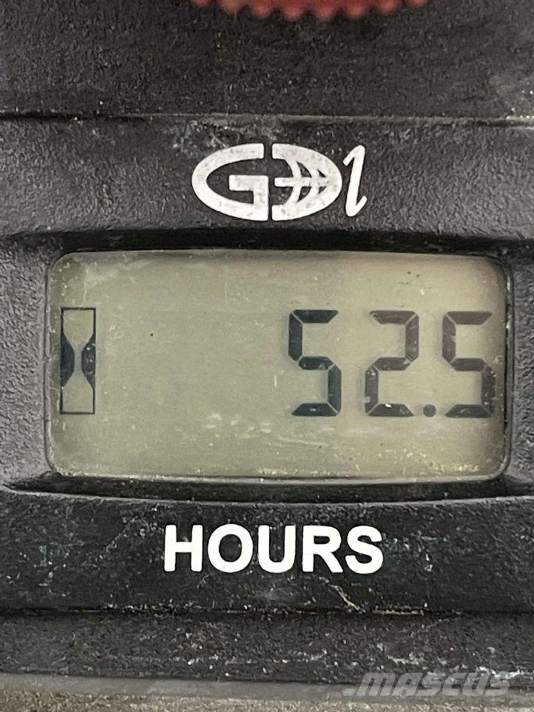 Tennant T500 Підмітальні машини