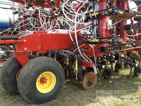 Bourgault 3310 Сівалки