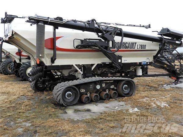 Bourgault L7800 Комбіновані сівалки