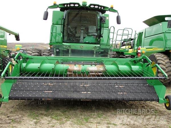 John Deere S680 Зернозбиральні комбайни
