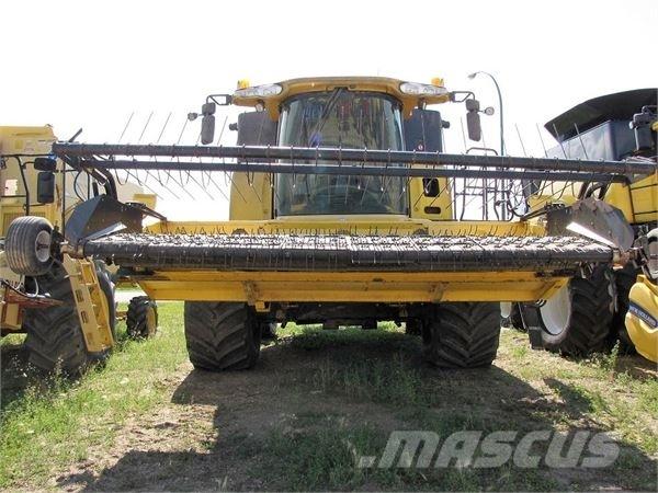 New Holland CX860 Зернозбиральні комбайни