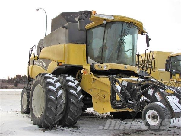 New Holland CX860 Зернозбиральні комбайни