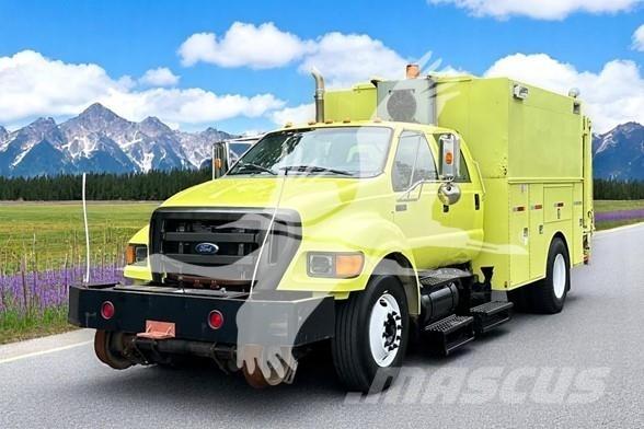 Ford F750 SD Будтехніка - Інші