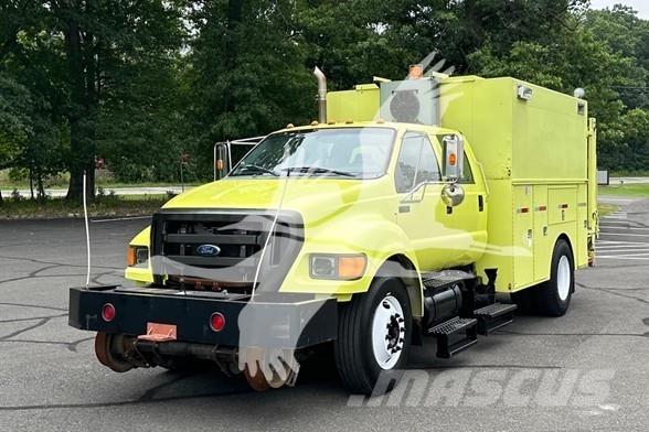 Ford F750 SD Будтехніка - Інші