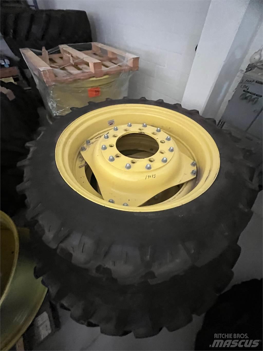  300/95X52 270/95X36 Колеса